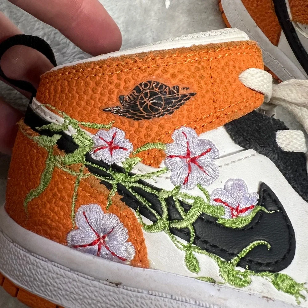 Nike Air Jordan 1 Mid SE Toddler Shoes‎ DQ8391 100 Orange Floral Embroidered